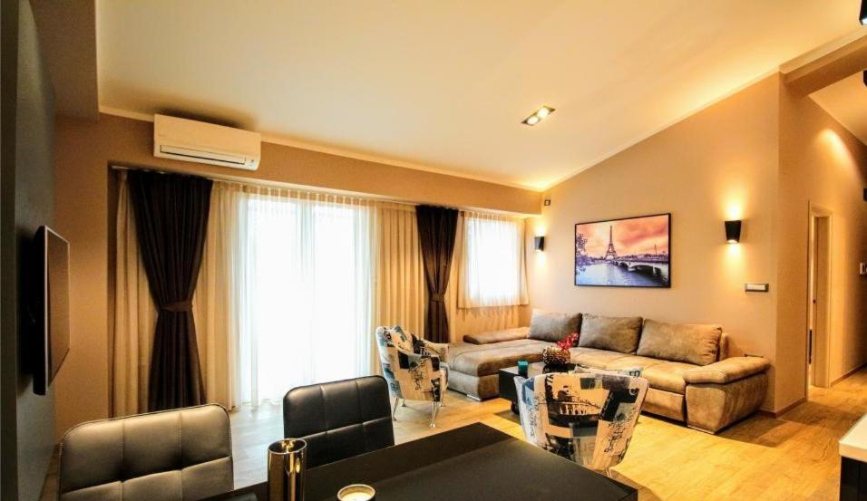 Luxury Skopje Apartments Екстер'єр фото