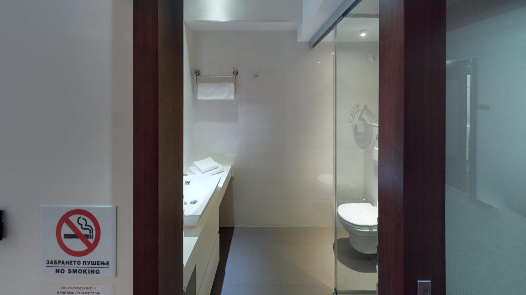 Luxury Skopje Apartments Екстер'єр фото